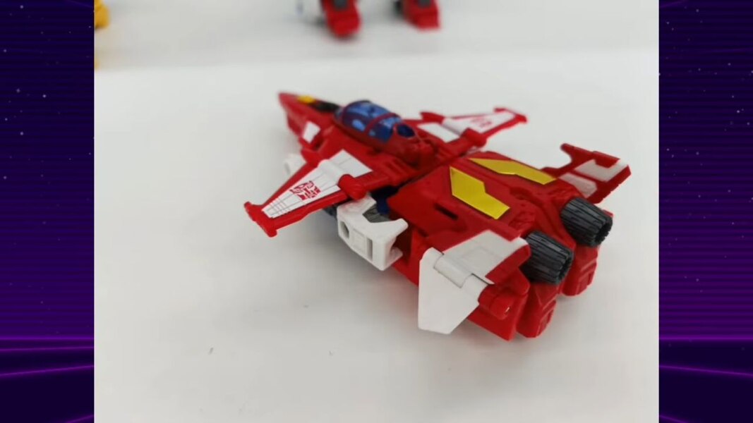  In Hand Image Of HasLab Transformers Victory Saber Transformation Process  (36 of 51)